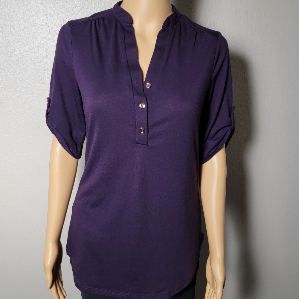 Women's Size Medium PerSeption Concept V-neck 3/4 Sleeve Dress Shirt Purple
